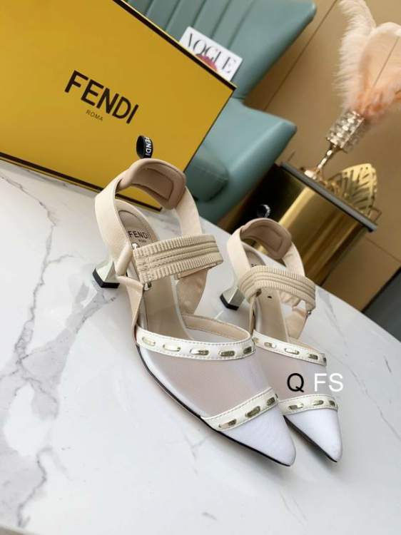 Picture of Fendi Shoes _SKUFendisz35-405.585079.5NW0304